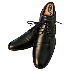 VAN HEUSEN Black Leather Men's Derbys Shoes Sz: 9.5